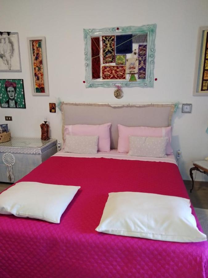 Bed and Breakfast Stanza Privata Casa Artistica Mariola San Sperate Exterior foto